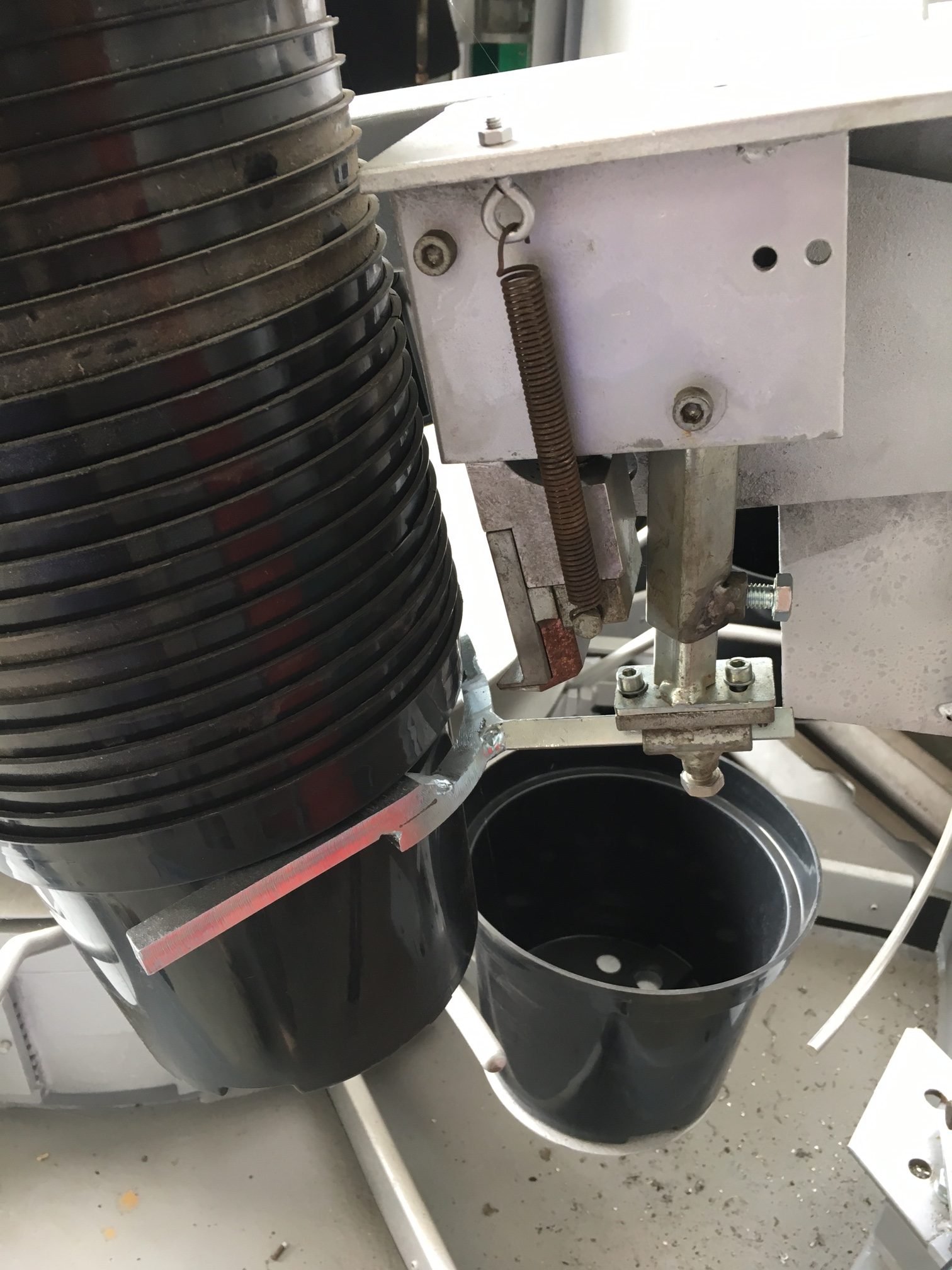 Mayer 1010F HT T8 Potting Machine - Image 15