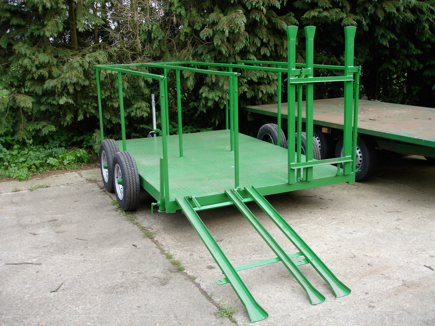 MB Quadruple Trollier - Image 3