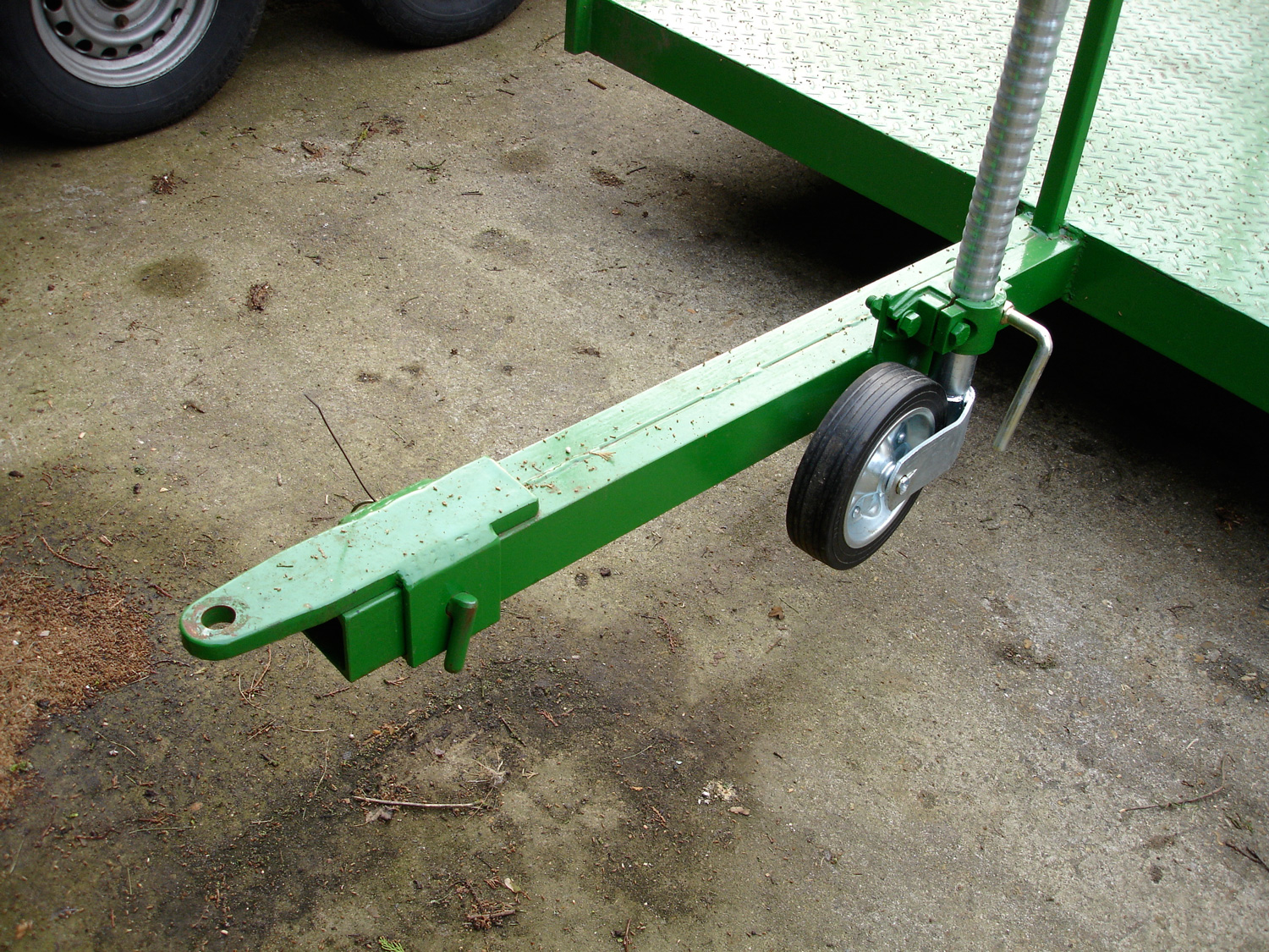 MB Quadruple Trollier - Image 4