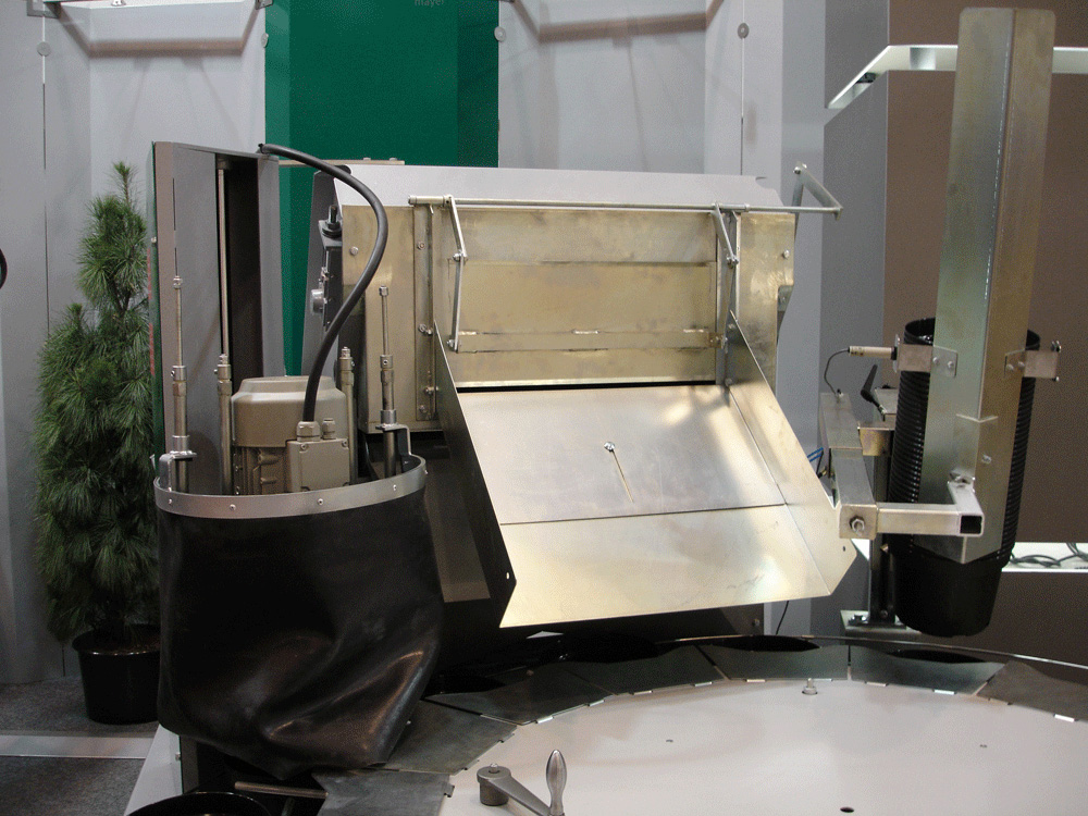 Mayer 2020 T16 Potting Machine - Image 2