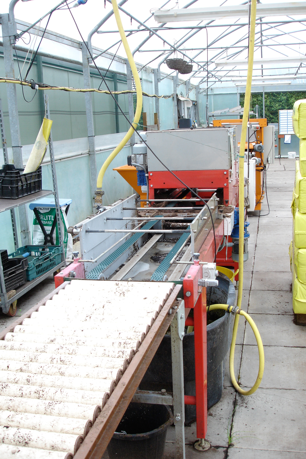 Mosa Soil Dispenser & Watering Tunnel - Image 2