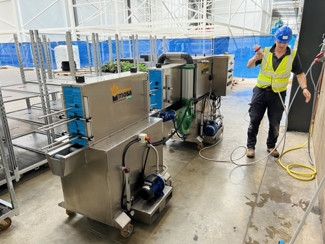 Mosa LV16 Tray Washer - Image 3